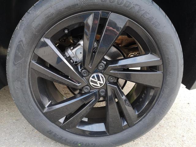 Volkswagen T-Roc R-Line 2.0 TDI DSG Pano AHK Navi Matrix Leder 