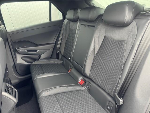 Volkswagen T-Roc 1.5 eTSI 110 kW R-Line Pano Black GV5 19 Zoll 