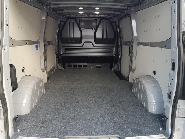 Volkswagen e-Transporter Kastenwagen BEV 100 kW RWD LR Kasten 