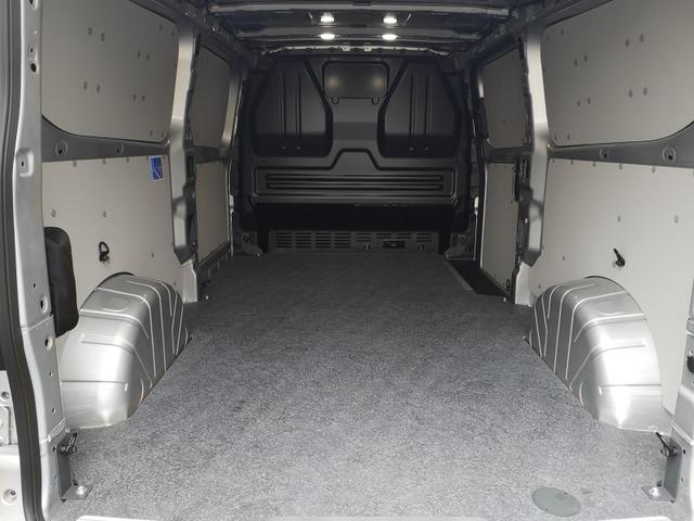 Volkswagen e-Transporter Kastenwagen BEV 100 kW RWD LR Kasten 