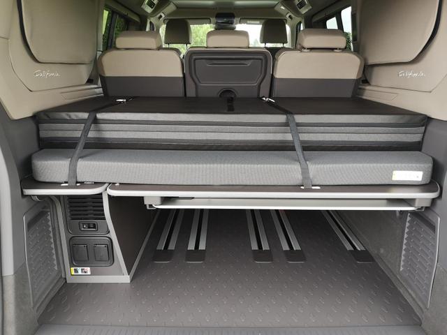 Volkswagen T7 California Beach Tour 2.0 TDI DSG 