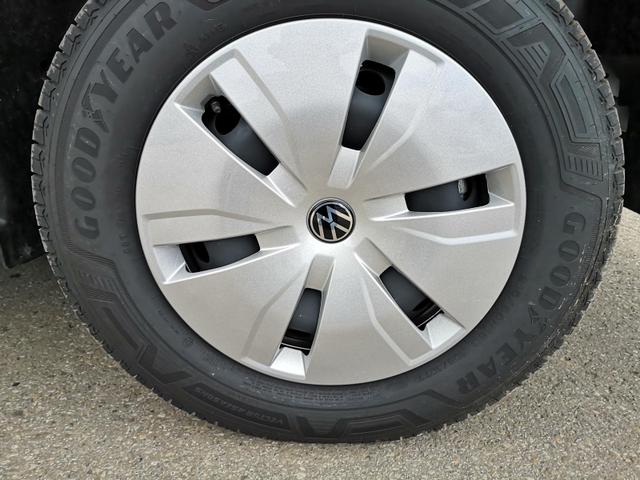 Volkswagen BEV 100 kW RWD KR e-Transporter Kombi 9 Sitze 