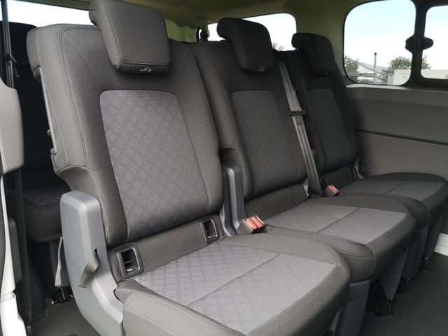 Volkswagen BEV 100 kW RWD KR e-Transporter Kombi 9 Sitze 