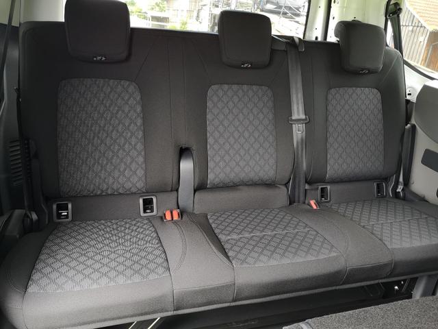 Volkswagen BEV 100 kW RWD KR e-Transporter Kombi 9 Sitze 