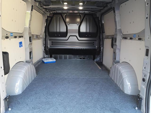 Volkswagen T7 Kastenwagen BEV 100 kW RWD KR 00 