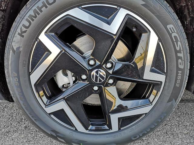 Volkswagen T-Roc 1.5 eTSI 110 kW R-Line 1.5eTSI DSG AHK ACC el. Hk 18 Zoll 