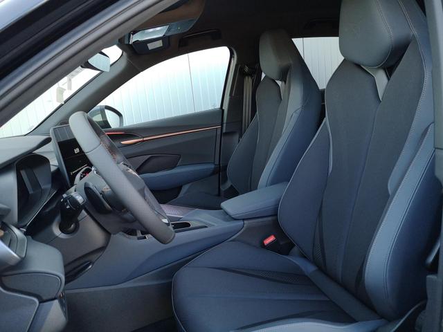Cupra Terramar 2.0 TSI 195 kW 4Drive VZ 2.0TSI AHK ACC el. Hk GV5/100TKM 
