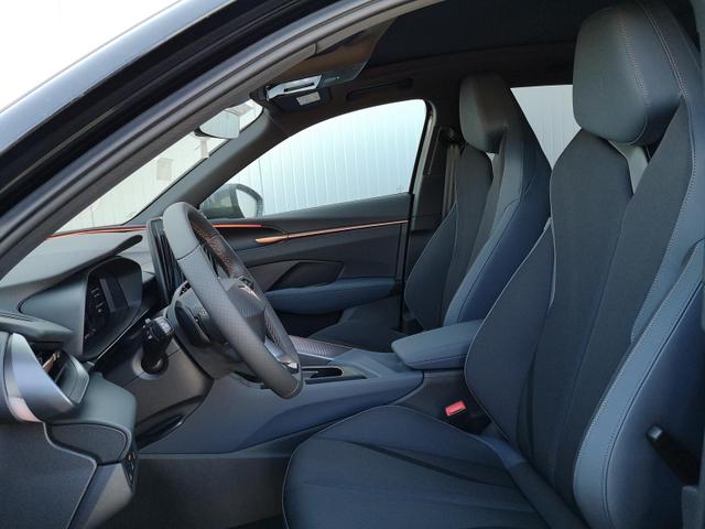Cupra Terramar 2.0 TSI 195 kW 4Drive VZ 2.0TSI AHK ACC el. Hk Pano GV5/100TKM 