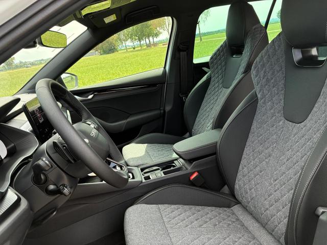 Skoda Octavia Combi 2.0 TDI 110 kW Sportline Kombi AHK GV5 ACC 
