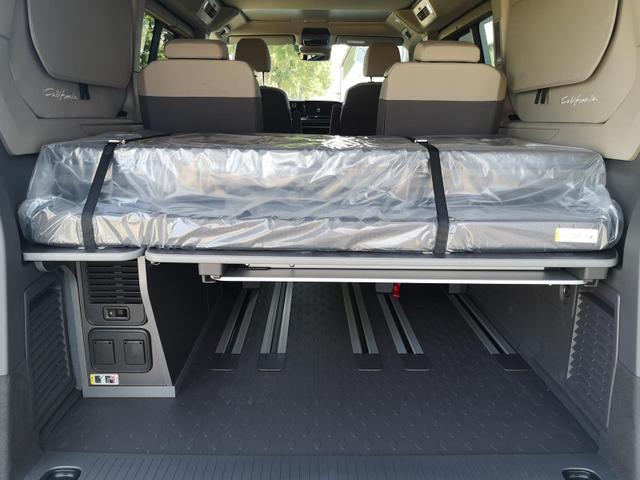 Volkswagen T7 California Beach Tour eHybrid 4MOTION 1.5 TSI 