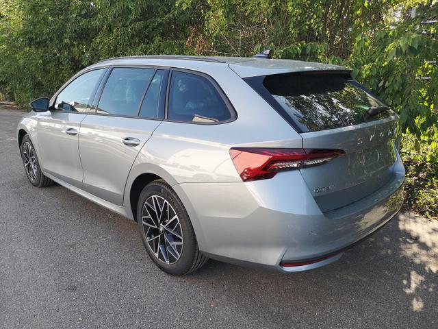 Skoda Octavia Combi - 2.0 TDI 110 kW Selection Kombi DSG 17 Lodge Navi PDC GV5 el. Hk