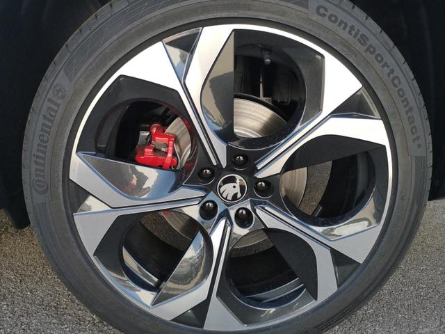 Skoda Kodiaq 2.0 TSI 195 kW 4x4 RS DSG ABT AHK 7 Sitzer Pano Head GV5 