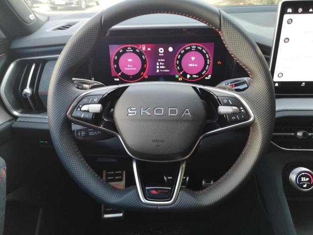 Skoda Kodiaq 2.0 TSI 195 kW 4x4 RS DSG AHK 7 Sitzer Pano Head GV5 
