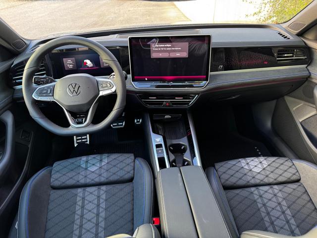 Volkswagen Passat Variant 1.5 TSI eHybrid 200 kW R-Line Black AHK 360 