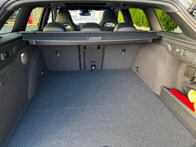 Volkswagen Passat Variant 1.5 TSI eHybrid 200 kW R-Line Black AHK 360 