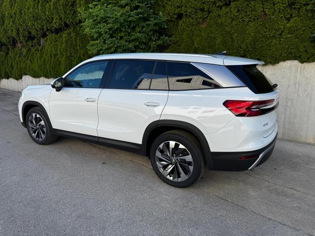 Skoda Kodiaq 2.0 TDI 142 kW 4x4 Selection DSG 7 Sitzer 19 Zoll AHK 