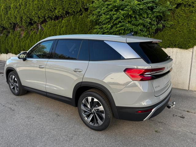 Skoda Kodiaq 2.0 TDI 142 kW 4x4 Selection DSG 7 Sitzer 19 Zoll AHK el. HK 