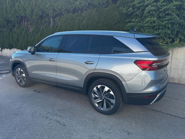 Skoda Kodiaq 2.0 TDI 142 kW 4x4 Selection DSG 7 Sitzer 19 Zoll AHK el. HK 