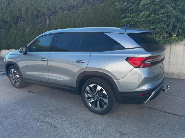 Skoda Kodiaq 2.0 TDI 142 kW 4x4 Selection DSG 7 Sitzer 19 Zoll AHK el. HK 