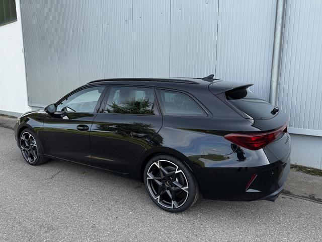 Cupra Leon Sportstourer 2.0 TSI 245 kW 4Drive VZ Kombi ST 2.0TSI ABT AHK Sound ACC Pano 