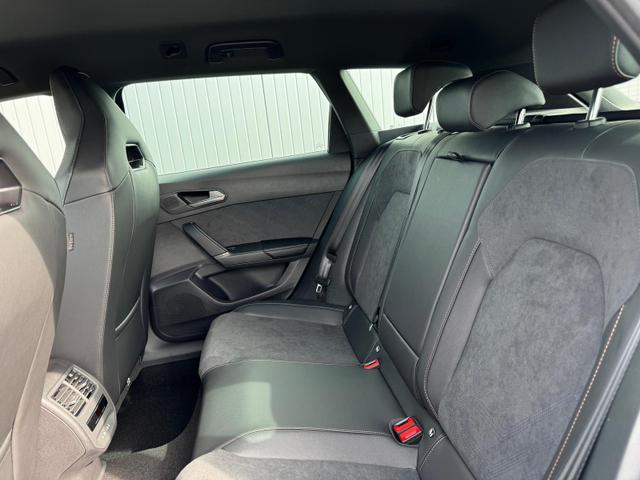 Cupra Leon Sportstourer 2.0 TSI 245 kW 4Drive VZ Kombi ST 2.0TSI AHK ACC 