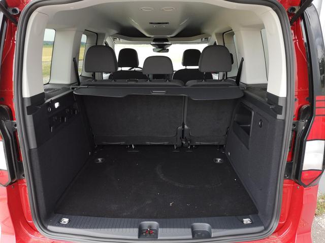Volkswagen Caddy Basis 1.5TSI Sport Edition ACC Kam GV5 App AHK Reling 