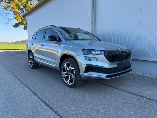 Skoda Karoq Sportline 2.0TDI DSG 4x4 AHK Matrix Leder 19 Zoll 