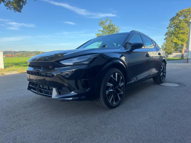 Cupra Formentor - VZ 1.5 TSI e-Hybrid 200 kW 1.5TSI eHybrid 360 AHK Sound