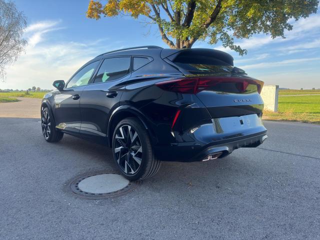 Cupra Formentor VZ 1.5 TSI e-Hybrid 200 kW 1.5TSI eHybrid 360 AHK Sound 