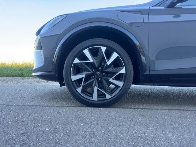 Cupra Formentor VZ 1.5 TSI e-Hybrid 200 kW 1.5TSI eHybrid 360 AHK Sound Pano 