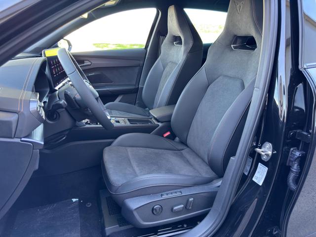 Cupra Formentor 1.5 TSI e-Hybrid 150 kW eHybrid Schalensitze Drive XL 19 Zoll 