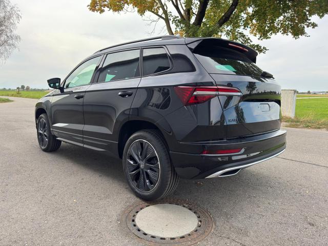 Skoda Karoq Sportline 1.5TSI DSG ACC Pano AHK GV4 