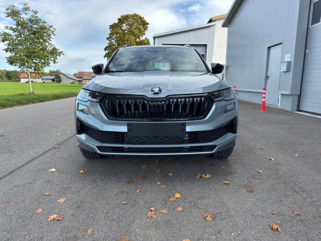 Skoda Karoq Sportline 2.0TDI DSG 4x4 AHK Matrix Navi ACC 