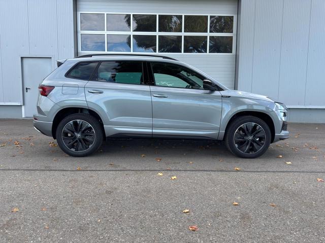 Skoda Karoq Sportline 2.0TDI DSG 4x4 AHK Matrix Navi ACC 