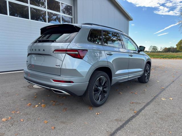 Skoda Karoq Sportline 2.0TDI DSG 4x4 AHK Matrix Navi ACC 