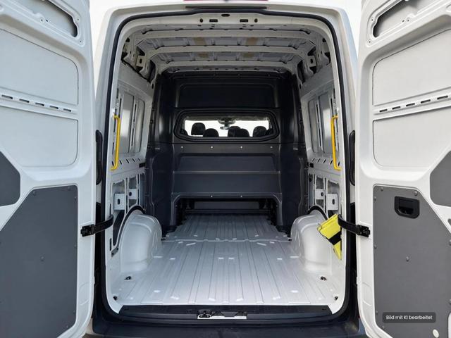 Volkswagen Crafter Kastenwagen Plus (Snoeks) 2,0TDI 35 L3H3 7 Sitzer Snoeks Mixto AHK Standh. 