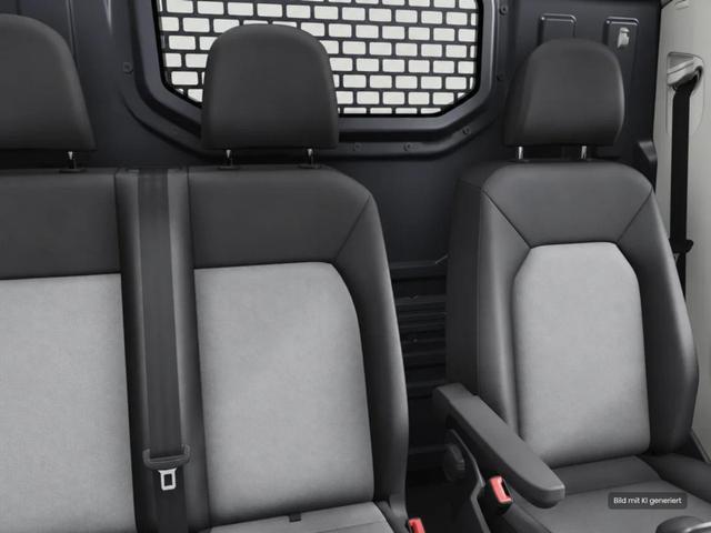 Volkswagen Crafter 35 mittellang Hochdach FWD DSG L3H3 AHK Kamera 3 Sitzer GV5 APP 
