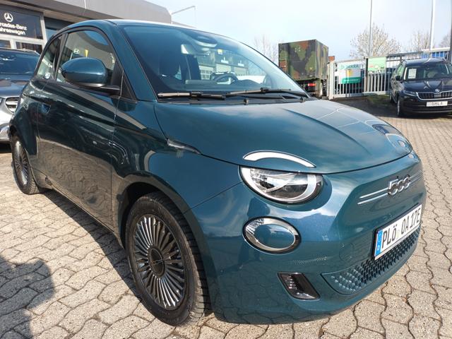Fiat 500e Icon Tempomat*Digitales Display*Kamera*Klima* 