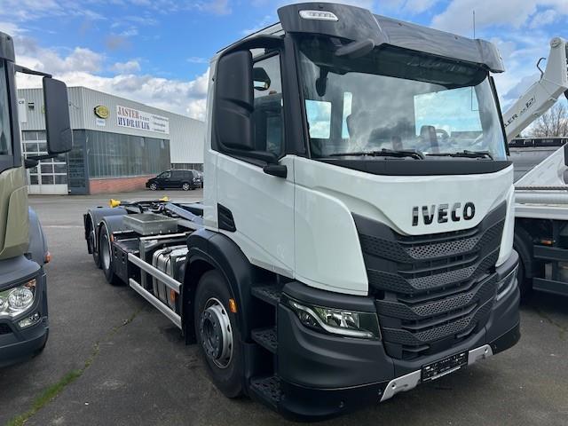 Iveco X-WAY - AD280X46Y/PS ON Palfinger PH T20 SLD5