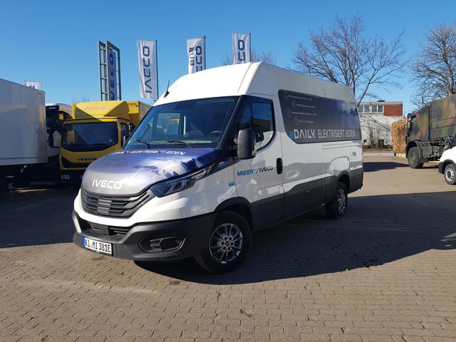 Iveco Daily - 38S14E V Rückfahrkamera, AHK mit 3,5t, ACC