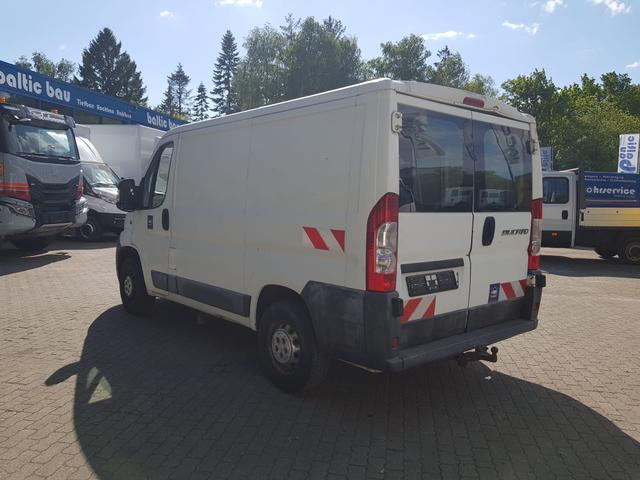 Fiat Ducato Kastenwagen 120 MULTIJET Radio+AHK 
