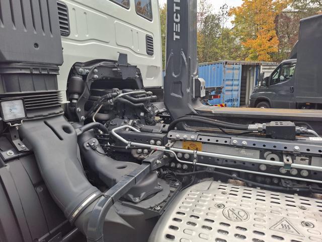 Iveco X-Way AD300X46Z/P HR OFF MEILER ABROLLKIPPER KAMERA, MIRROR CAMS 