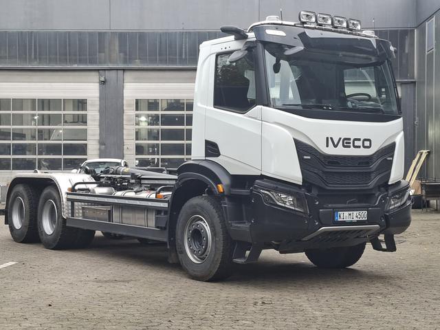 Iveco X-Way - AD300X46Z/P HR OFF MEILER ABROLLKIPPER KAMERA, MIRROR CAMS