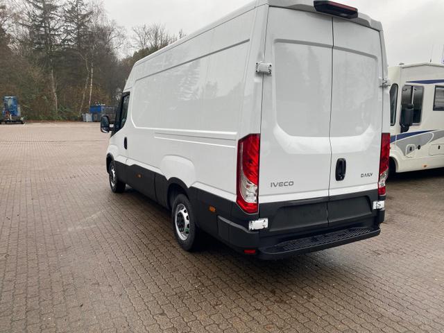 Iveco Daily 35S16H3.0A8V mit ASC Ausbau *Klima*Radio*Kamera* 