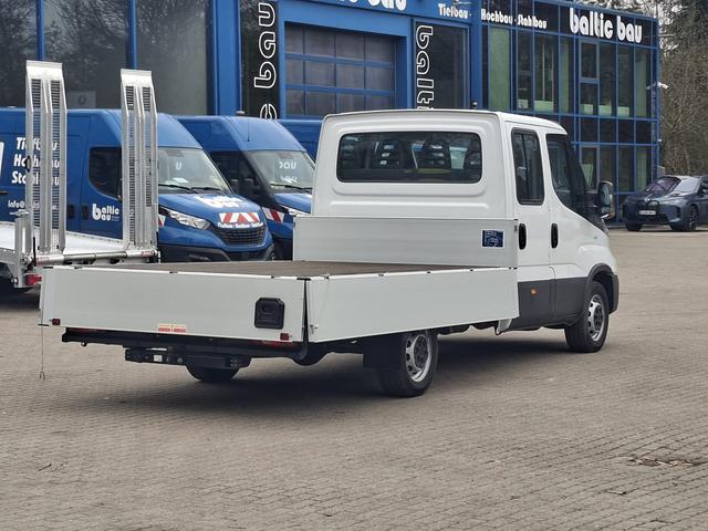 Iveco Daily 35S18HA8 DOKA PRITSCHE*AHK*NAVI*STANDHEIZUNGIZUNG* 