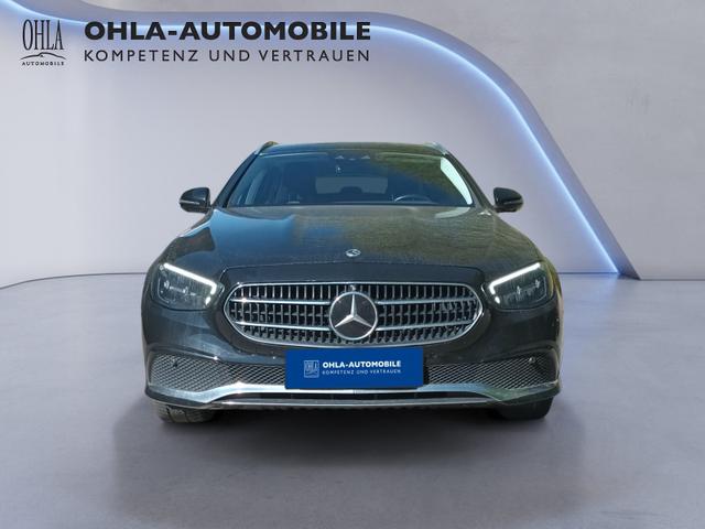 Mercedes-Benz E-Klasse E 300 (213.253) T Avantgarde*ACC*AHK*AMBIENTE*BURMESTER*CAM* 