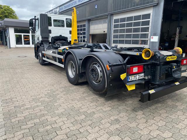 Iveco X-Way AD280X46Y/PS ON Palfinger PH T20 SLD5 