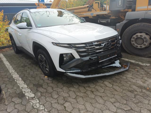 Hyundai TUCSON - Select 1.6 T-GDI 2WD "Parkschaden" neuwertig, Carplay*Tempomat*Kam*u.v.m.