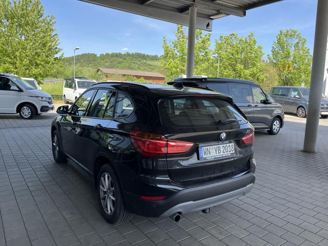 BMW X1 sDrive 18 i 