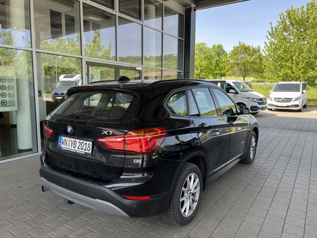 BMW X1 sDrive 18 i 